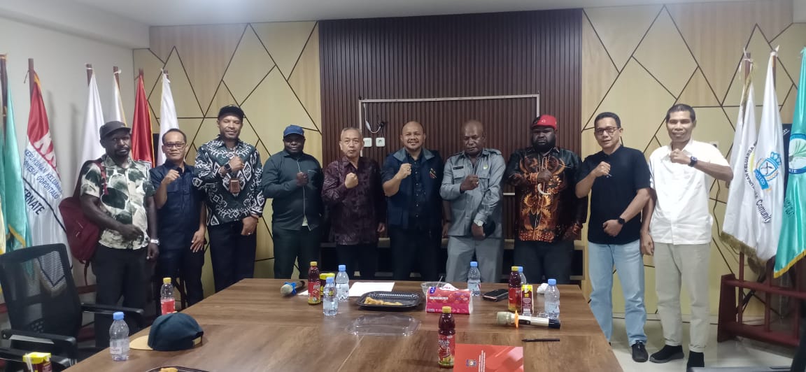 Kunjungan Komisi A DPRK Nabire ke Badan Kesatuan Bangsa dan Politik Kota Ternate